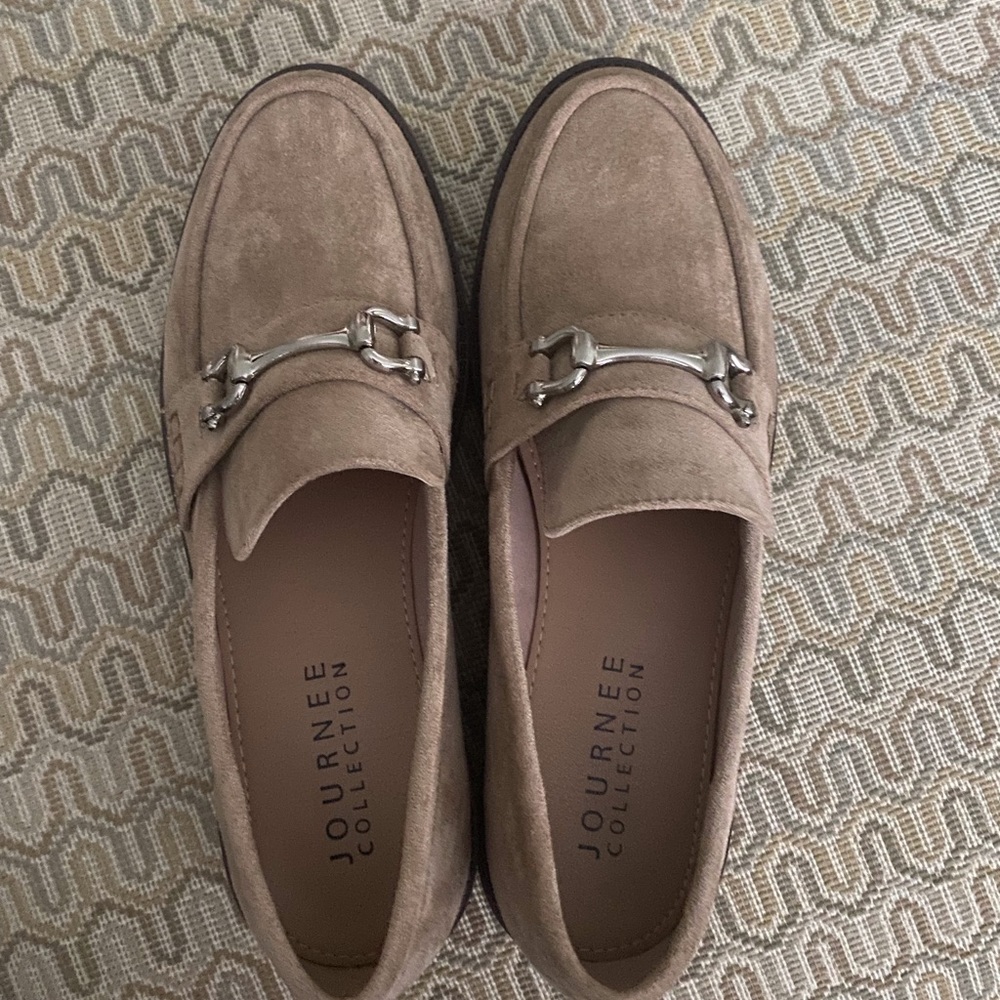Tan suede loafers - Picture 6 of 6